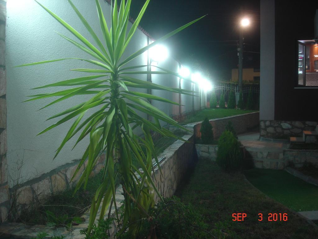 Guest House Camellia Berkowiza Exterior foto